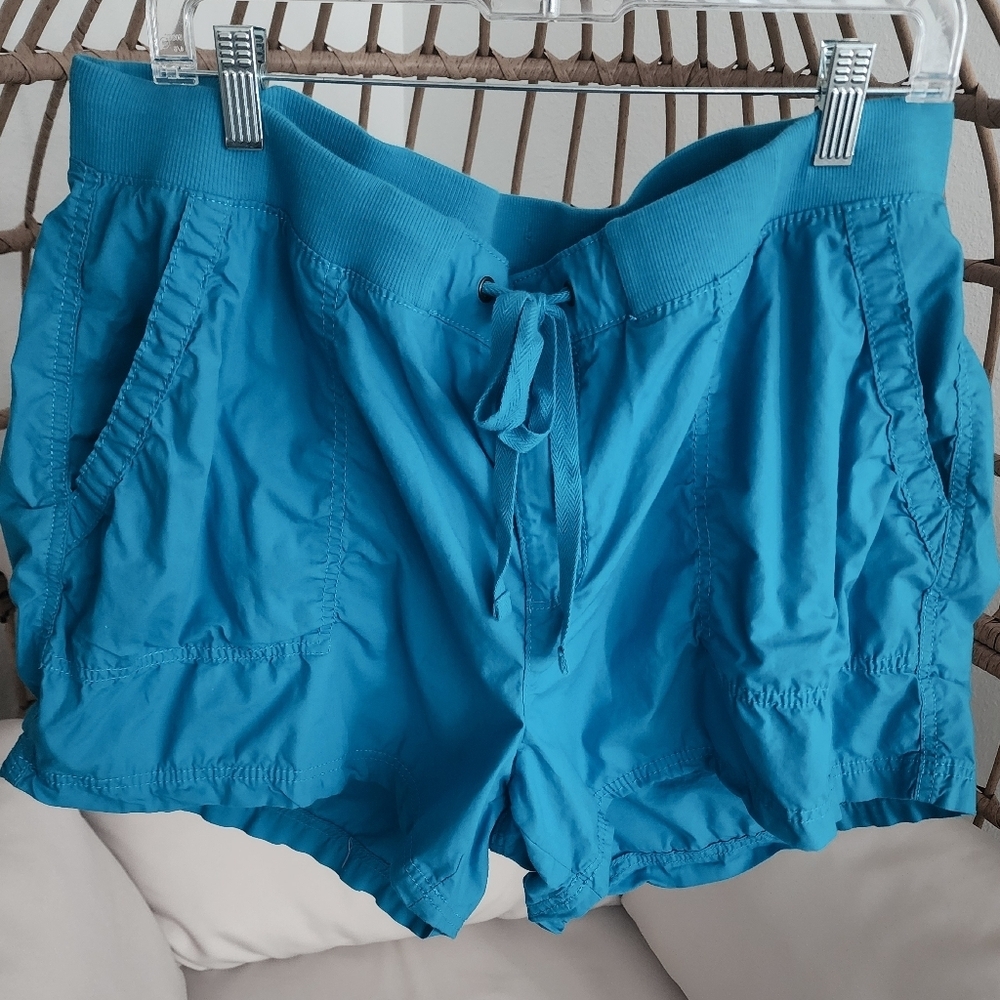St John Bay Womens Blue Flat Front Low Cut Bermuda Short Size 18W